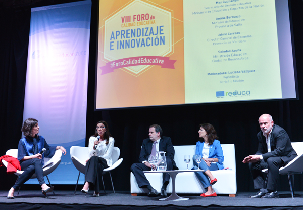 Panel de debate- Luciana Vázquez, Analía Berruezo, Max Gulmanelli, Soledad Acuña y Jaime Correas